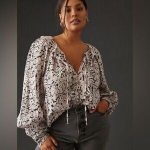By Anthropologie Button Front Peasant Blouse BlackPink Floral Puff Sleeve V-Neck